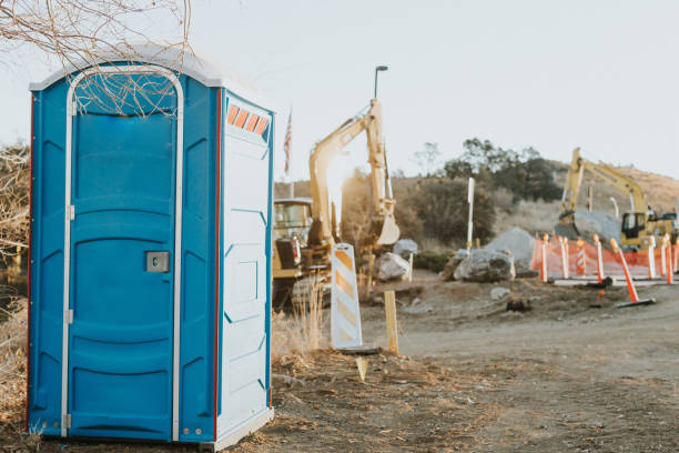 Portable Toilet Options We Offer in Devens, MA